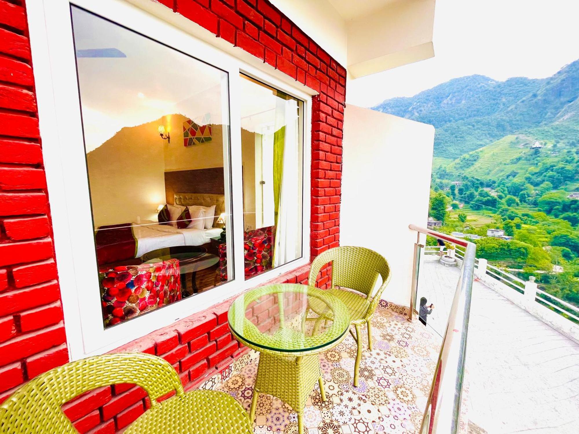 The Kempty Osasis - A Boutique Resort With Scenic Mountain View In Mussoorie Zewnętrze zdjęcie